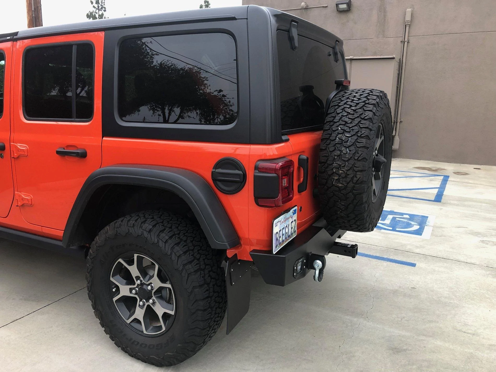 Jeep Wrangler JL Living with mud flaps or without them IMG_1675