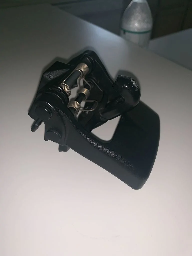 Jeep Wrangler JL Need a part number for Soft Top Header clips. image_from_ios_1024