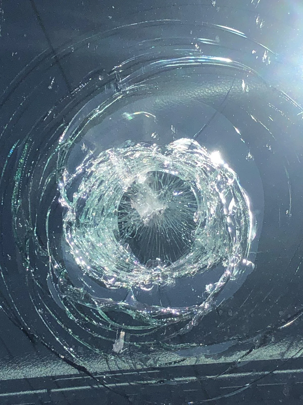 Jeep Wrangler JL Cracked Windshield Club 58C283FF-5F39-49F3-B9A2-5FC3B6876923