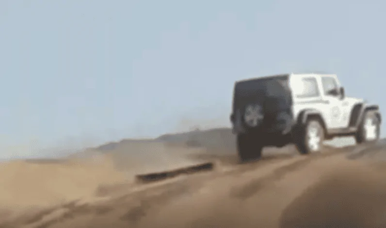 Jeep Wrangler JL driving on the sand issue, traction control ? JLWF-Watermark-logo-2-1