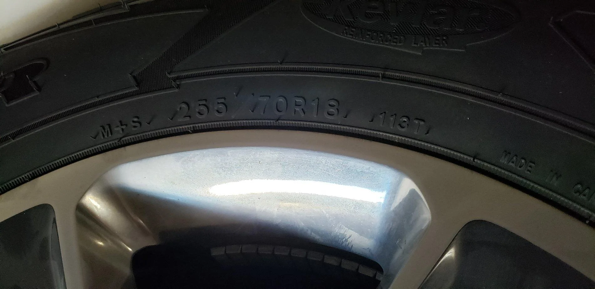 Jeep Wrangler JL SOLD: Selling Factory Sahara wheels and tires 20190619_185951