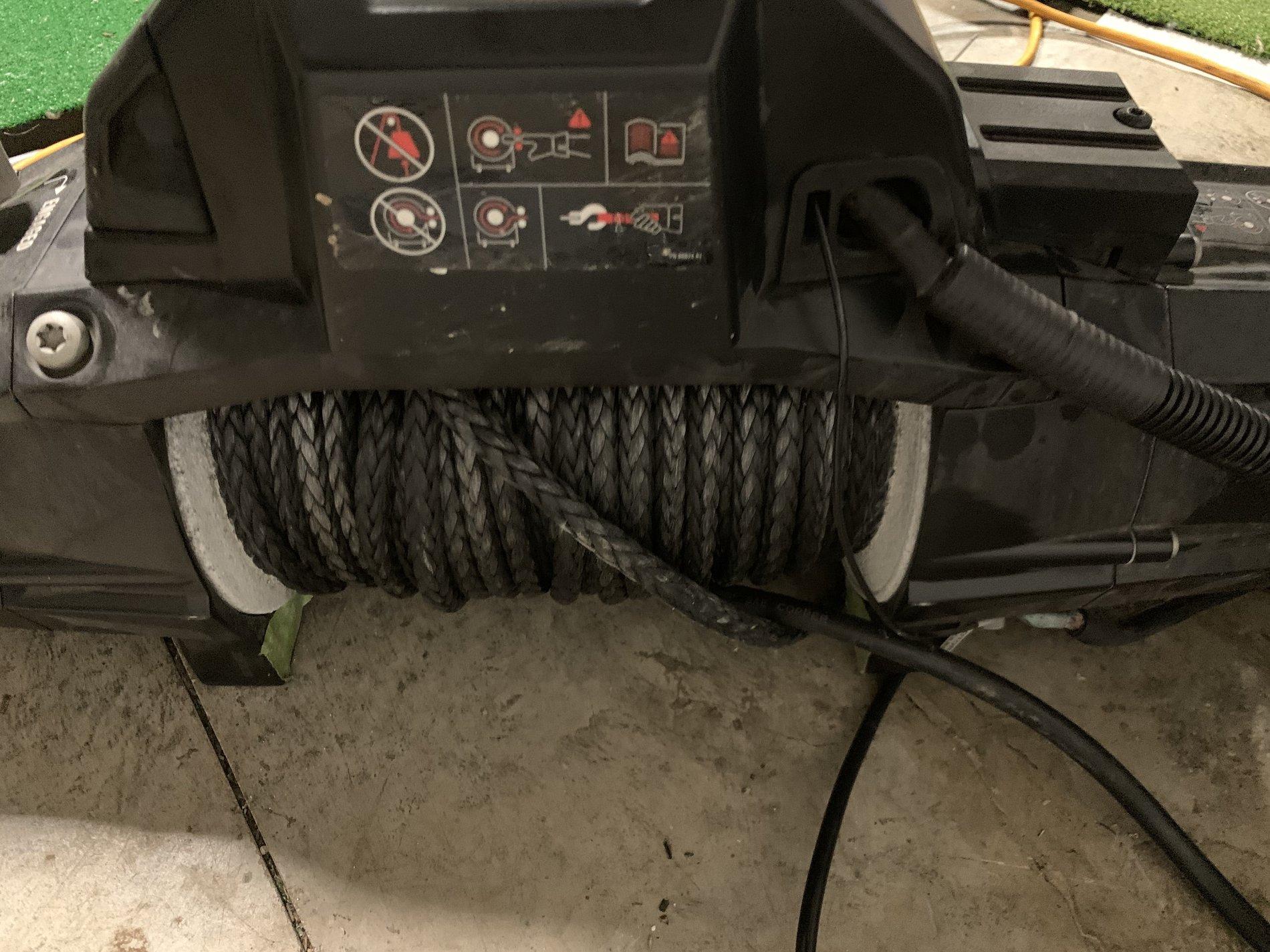 Jeep Wrangler JL FS: Mopar Warn Zeon Rubicon Winch IMG_8507