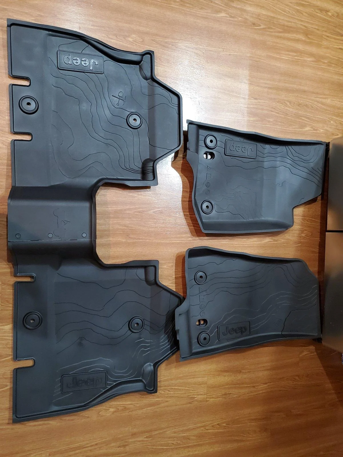Jeep Wrangler JL Mopar All Weather Floor Mats 20190624_203743
