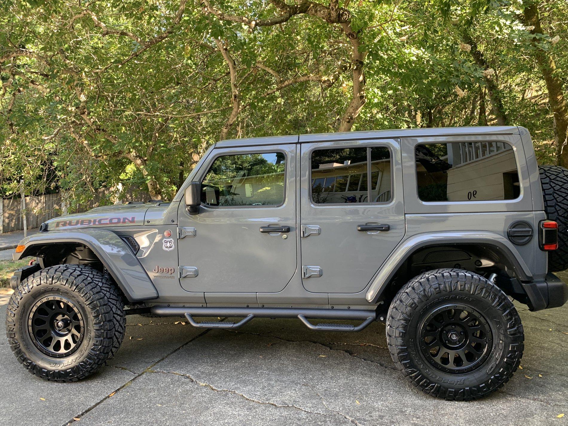 Jeep Wrangler JL Sting gray or black? 88A78A71-F79D-480E-8474-E0A30AE941C6