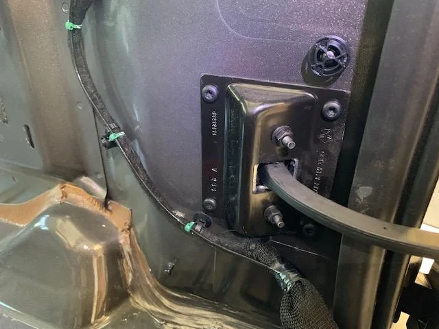 Jeep Wrangler JL Another FTM-400 Ham Radio Install - Pic heavy IMG_3362