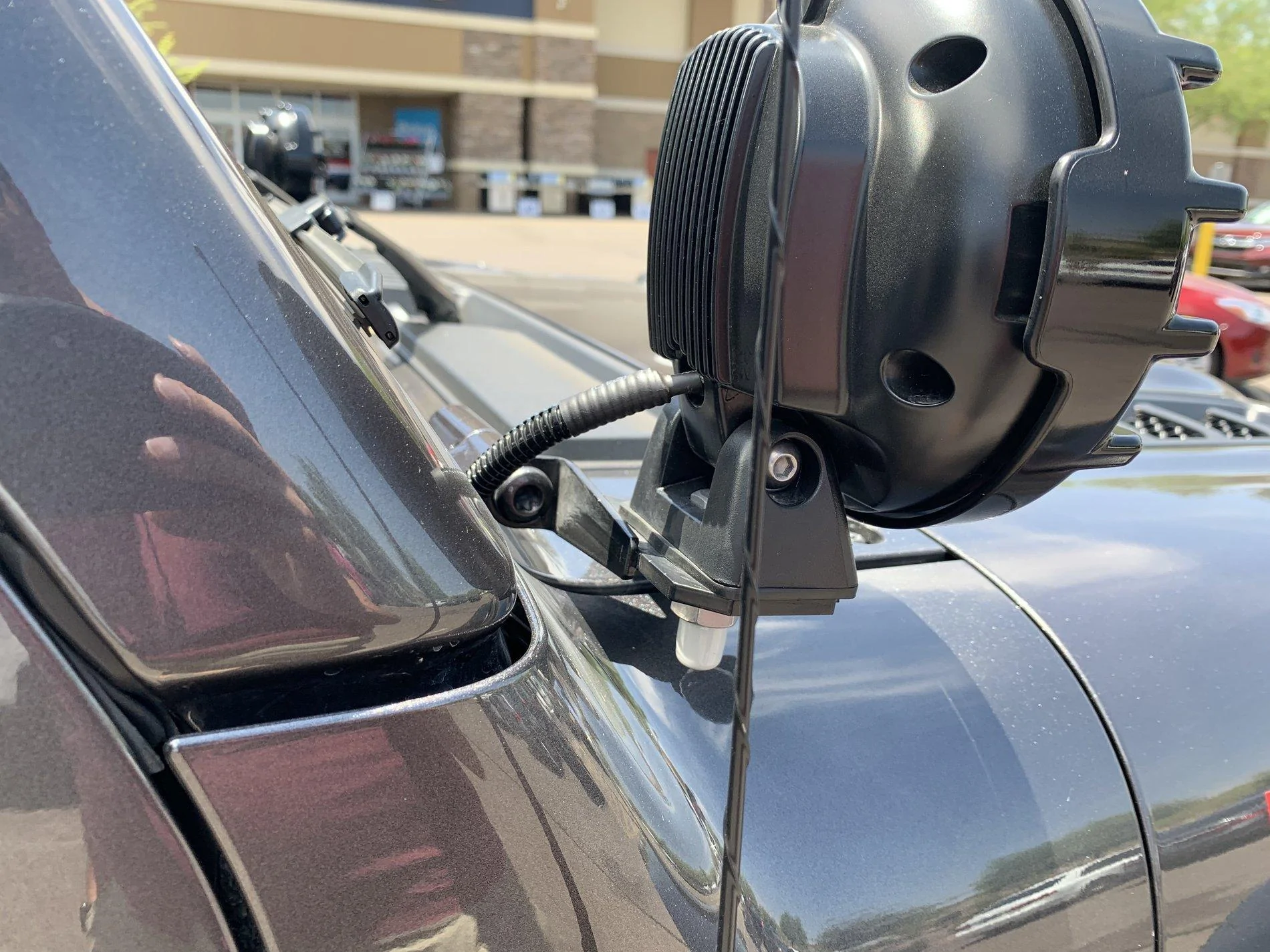 Jeep Wrangler JL Need help identifying light mount! 333D9A71-B7F9-4A63-BA7C-33345A959F84
