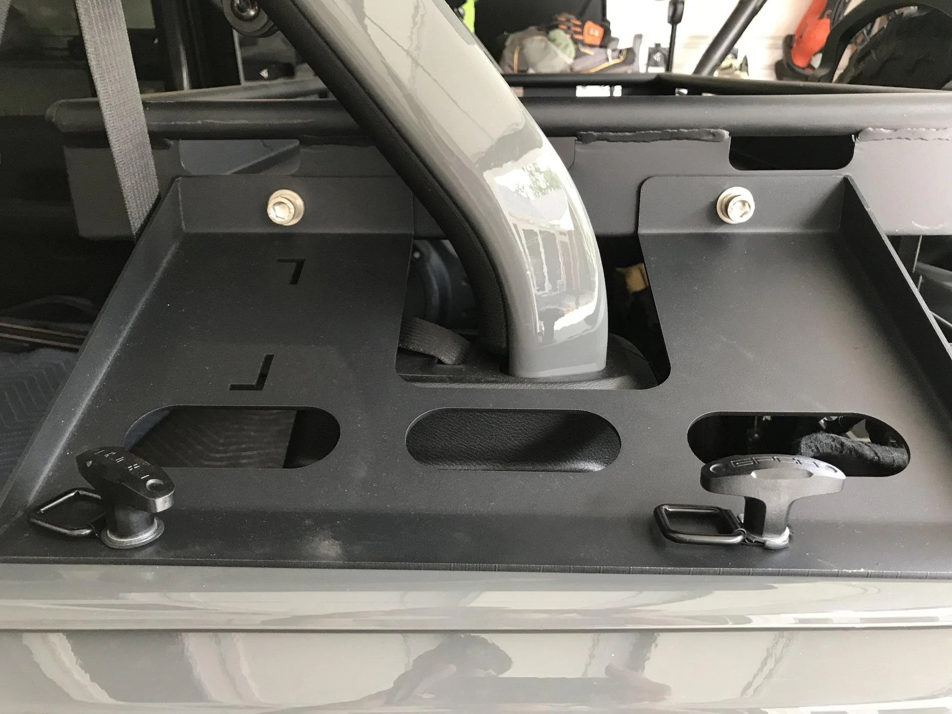 Jeep Wrangler JL Advice needed about cargo area shelf 00D40EB3-9305-4ABF-97EE-C3457FAEB004