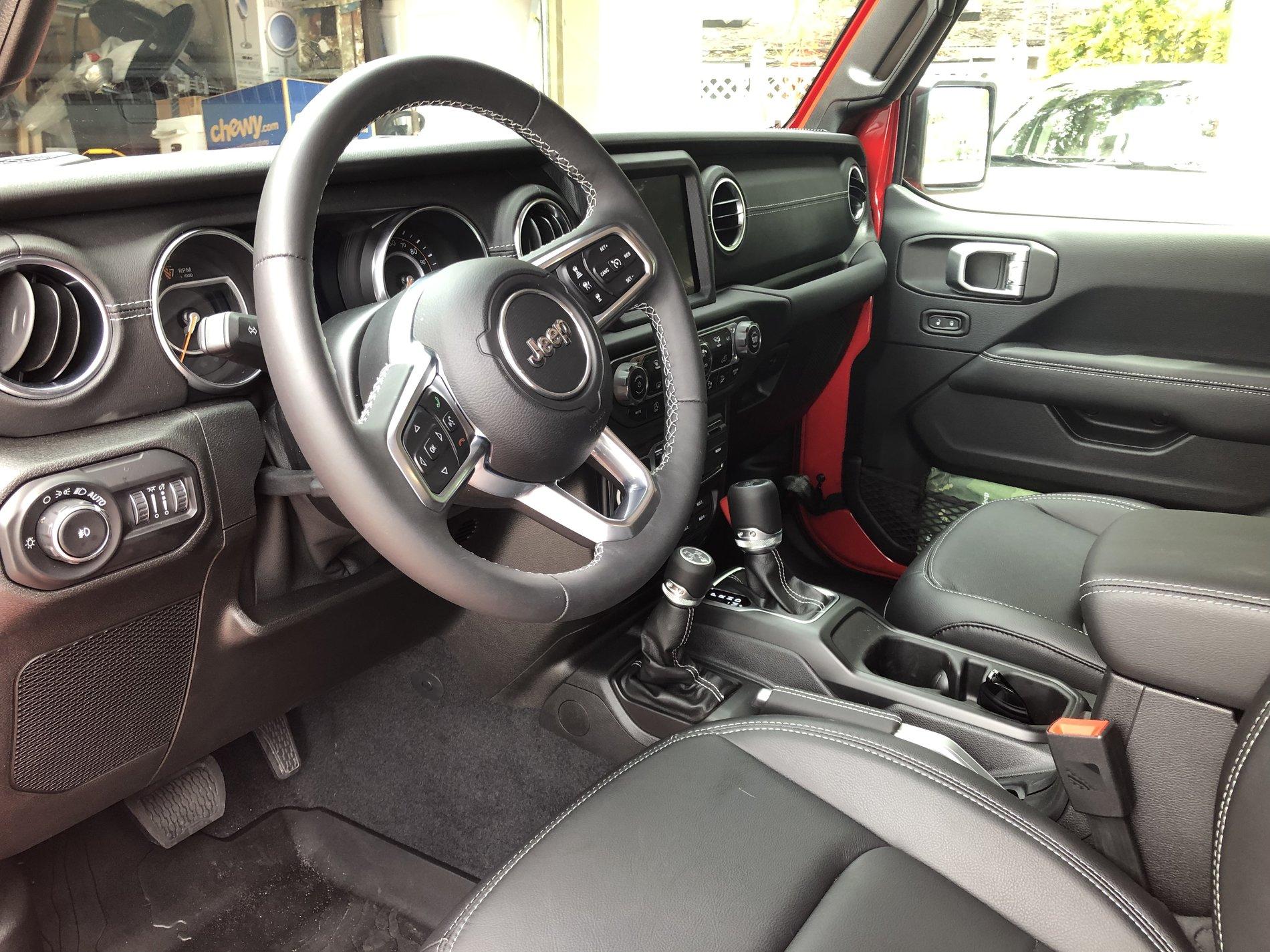 Jeep Wrangler JL Feeling Ripped off with CBS leather option 8B8C939E-29DE-4A1A-8FE2-ECAF745B51CD