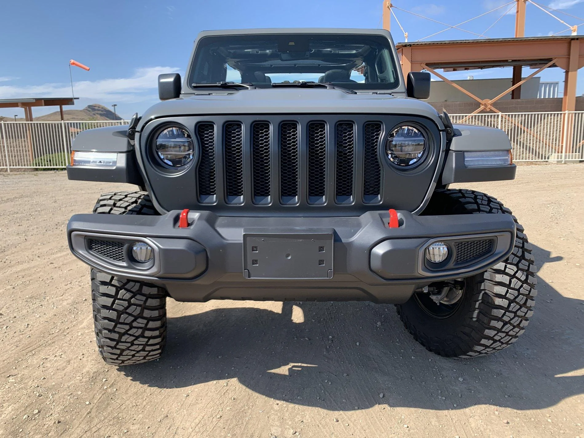 Jeep Wrangler JL Grille Inserts or Black Grille on Sting-Gray? 7F080DAE-4D92-46C5-9F47-17A6148930D6