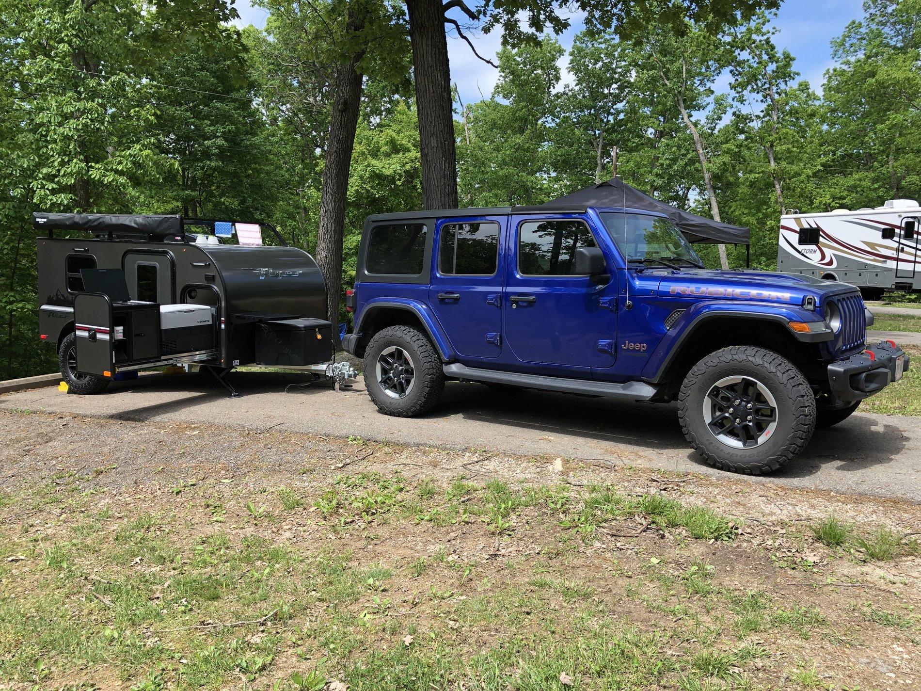 Jeep Wrangler JL Off-Road Camping Trailers 8B24EA73-D97C-4D6B-9F4A-12702BDD5081