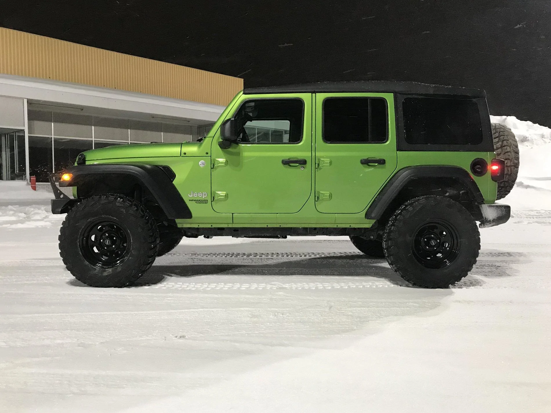 Jeep Wrangler JL A Stil2low Jeep E3873984-476D-4F07-8DA1-593E267D125F