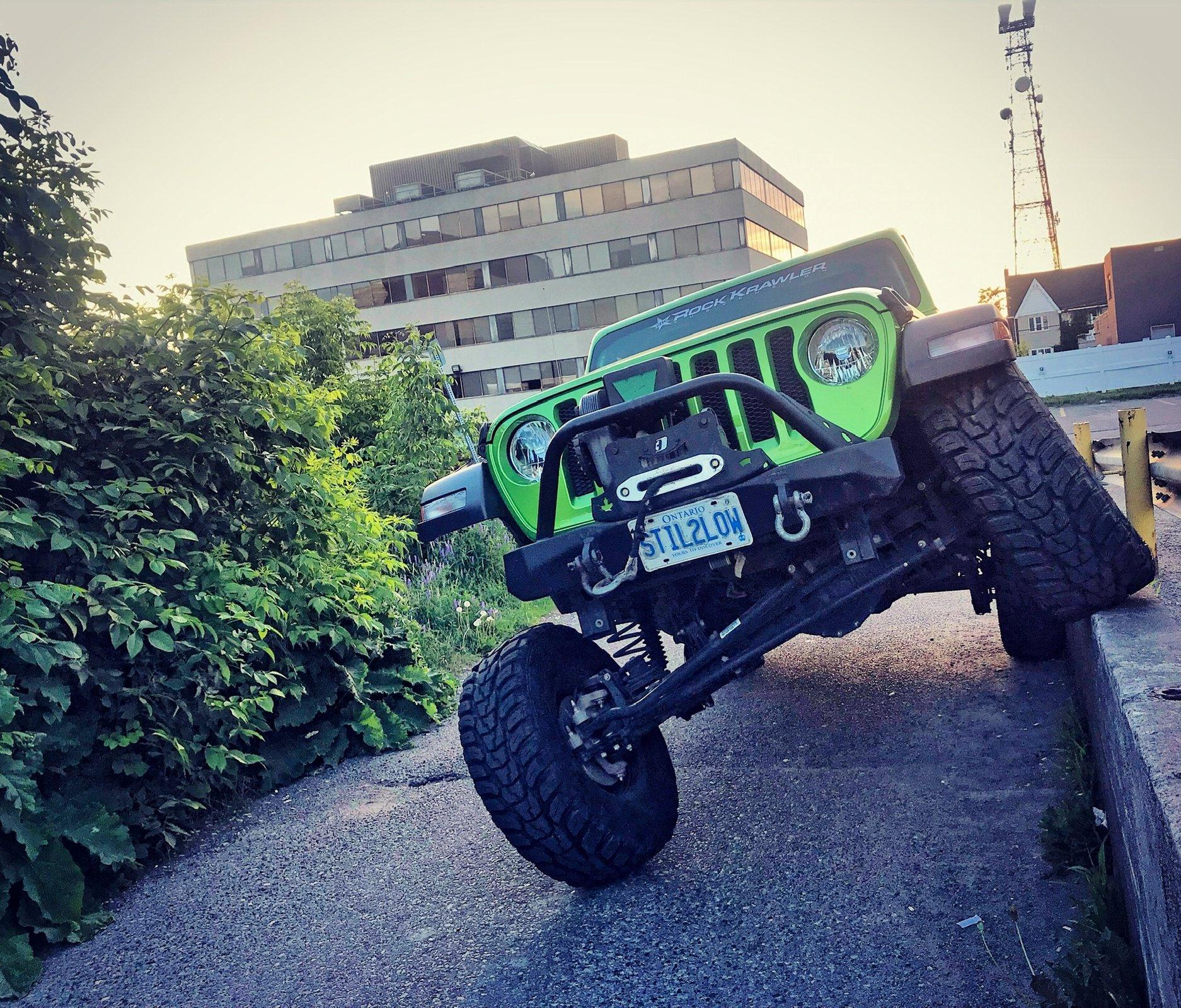 Jeep Wrangler JL A Stil2low Jeep 42F9B875-A3A5-4F2F-9BC7-2FCBE09708C6