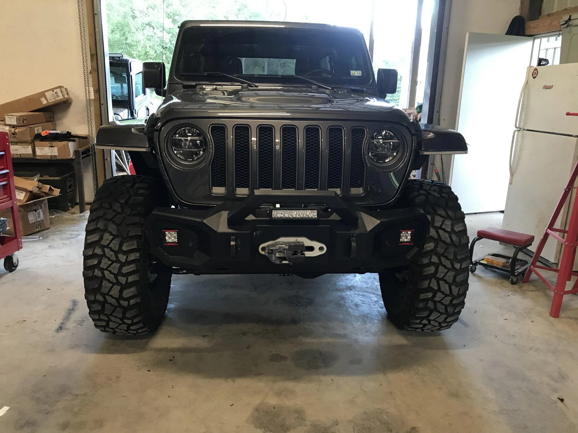 Jeep Wrangler JL Stubby Bumper. Let's see them. EFEDA224-DDA4-44DC-9F15-B9CDCF39F0F8