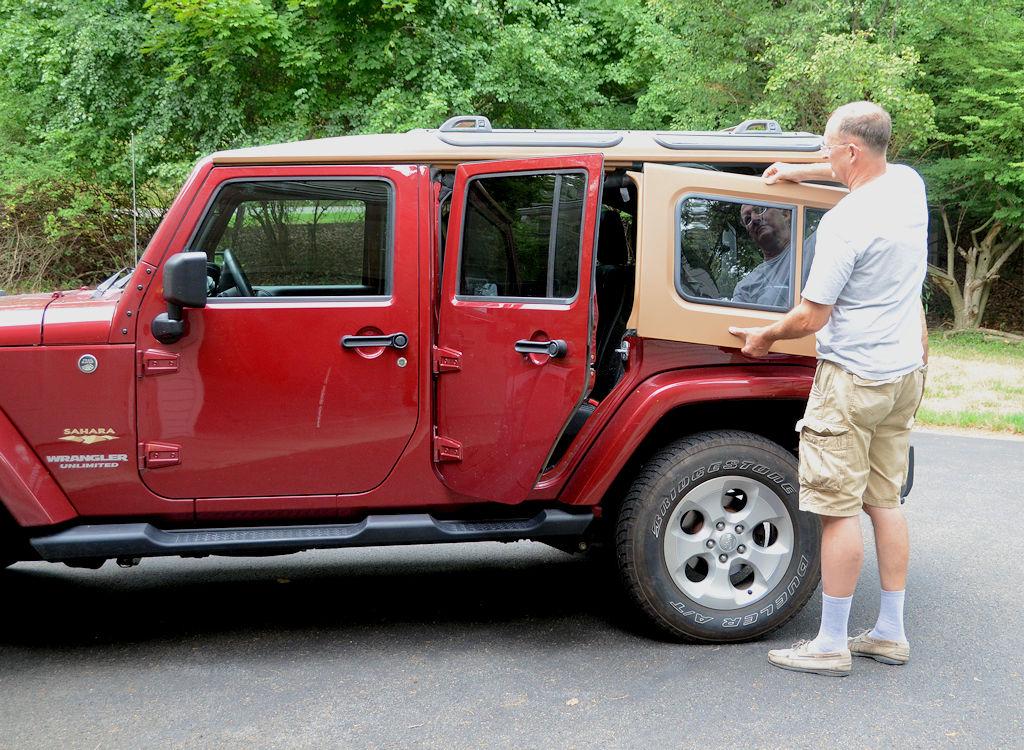 Jeep Wrangler JL Panel-Hardtop Theory RemovingSidePanel_zps5nrwu2ph