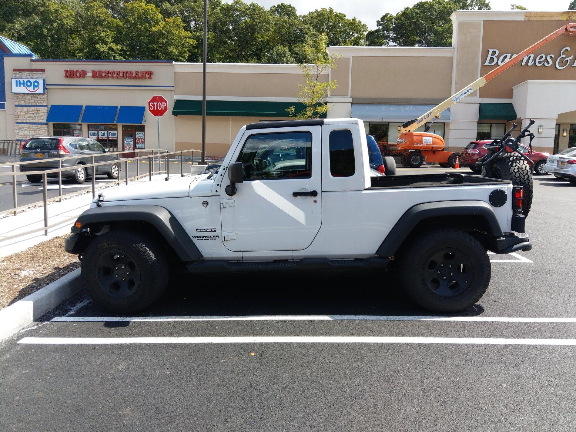 Jeep Wrangler JL JT package IMAG0785