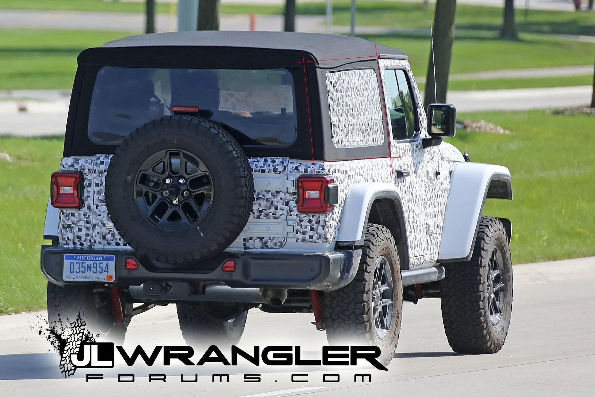 Jeep Wrangler JL Panel-Hardtop Theory JL-Wrangler-Rubicon-2-door-12-JLWranglerForums copy
