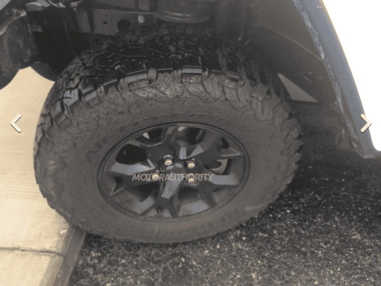 Jeep Wrangler JL More JLU pics finally (with Interior) 2018-JL-Wrangler-5