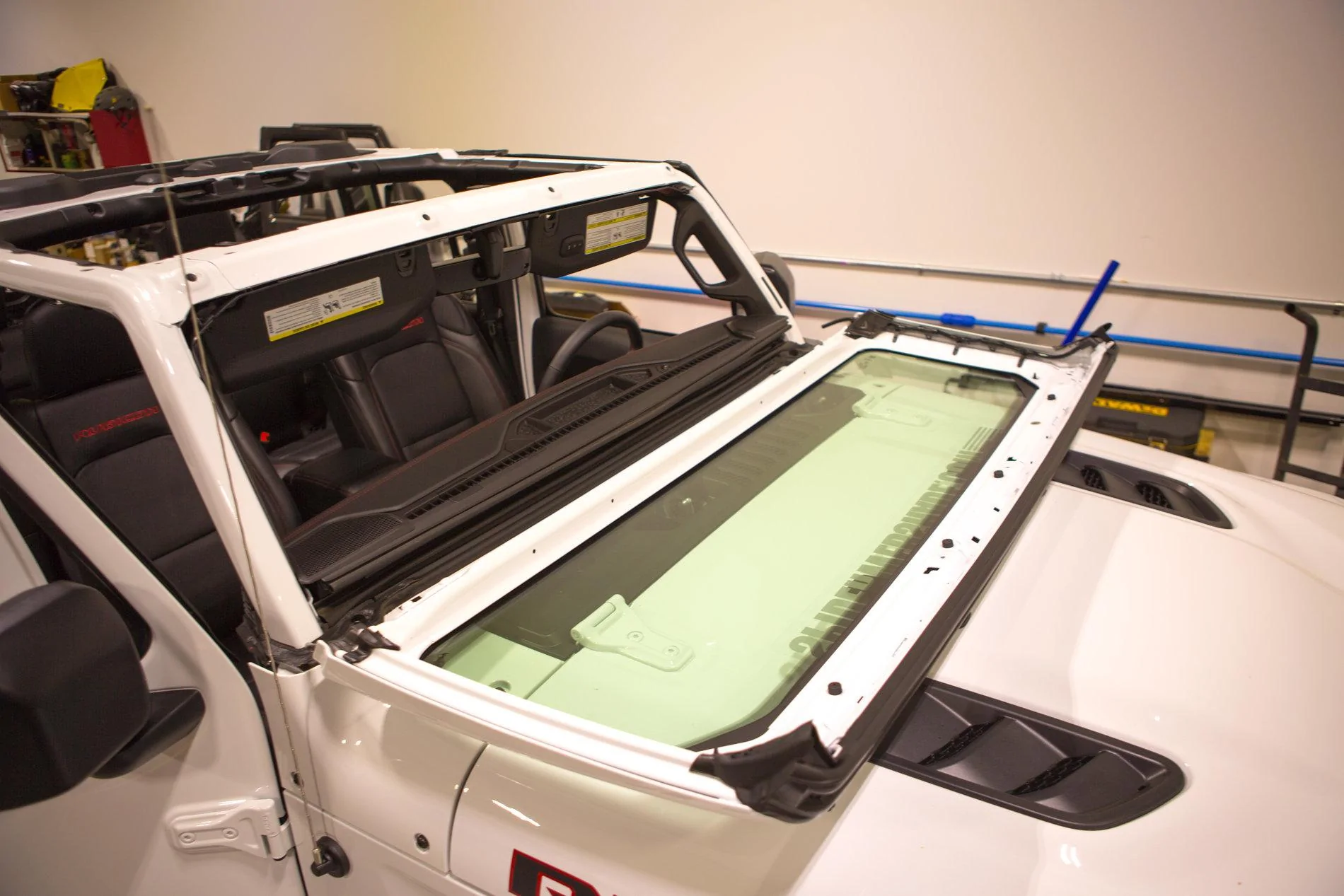 Jeep Wrangler JL Spiderwebshade QL1A0751