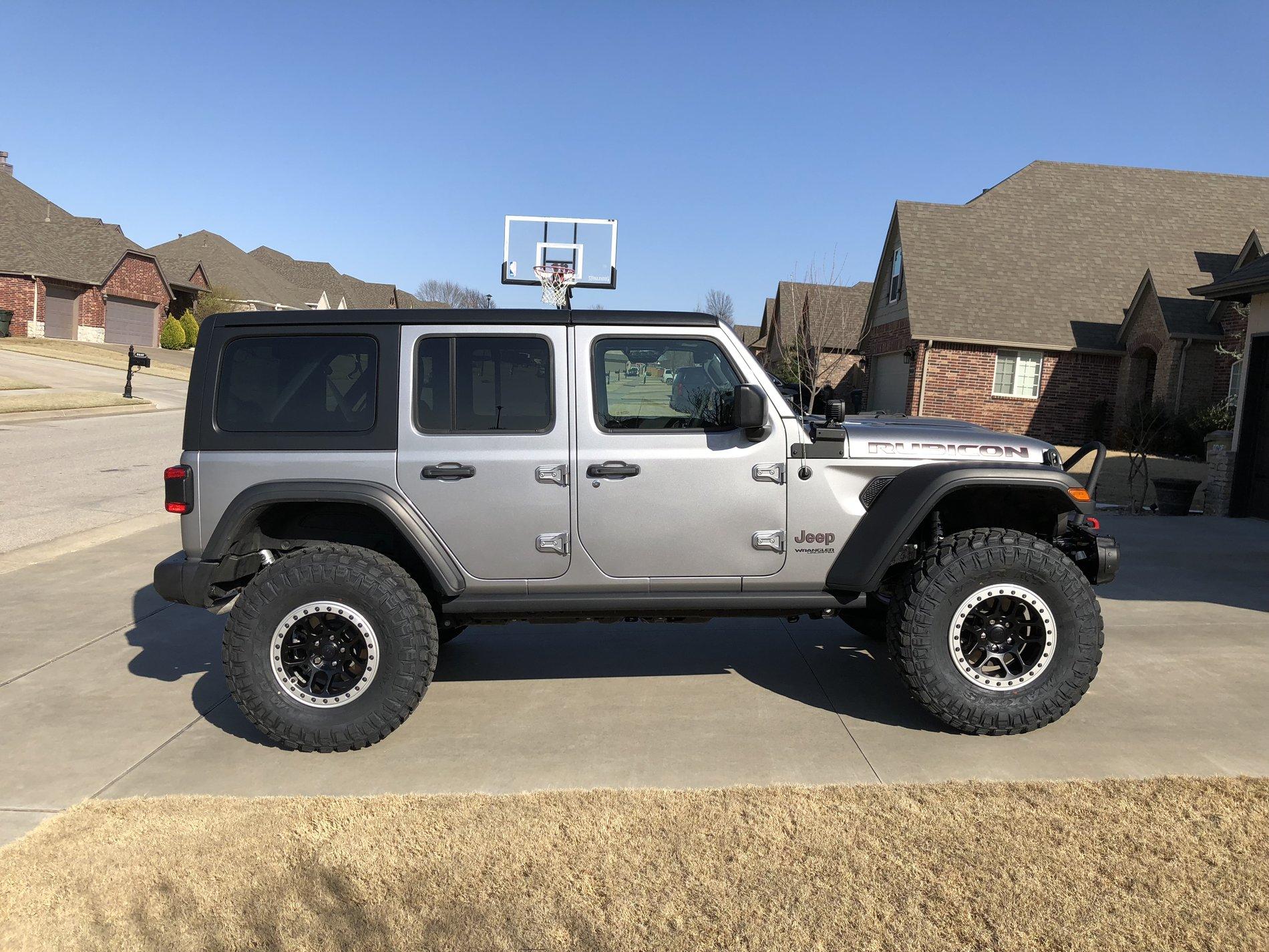 Jeep Wrangler JL max tire size on mopar beadlocks 7DB52370-4739-46F3-A607-13B752341BC4
