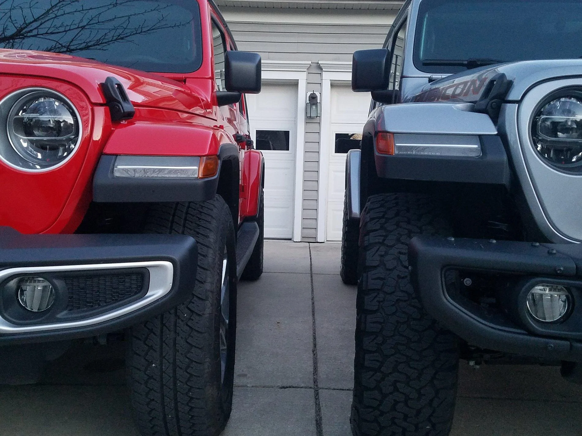 Rubicon & Sahara Side by Side Height.webp