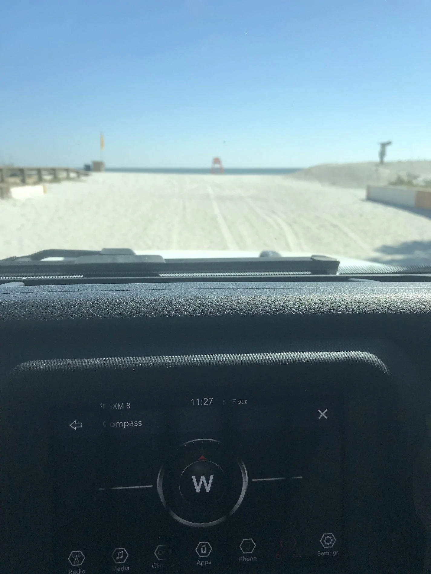 Jeep Wrangler JL Uconnect CarPlay wrong location 556E36A7-6676-4DA2-819C-FE581D8BDB12