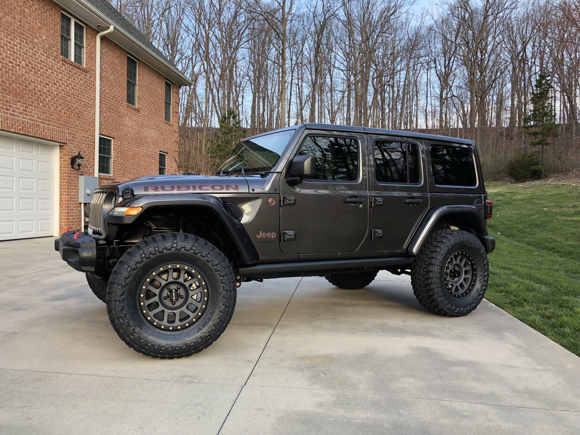 Jeep Wrangler JL Show off your Delivered JL Here! B92B9217-A55A-4A48-BD03-D71B9A5762F0