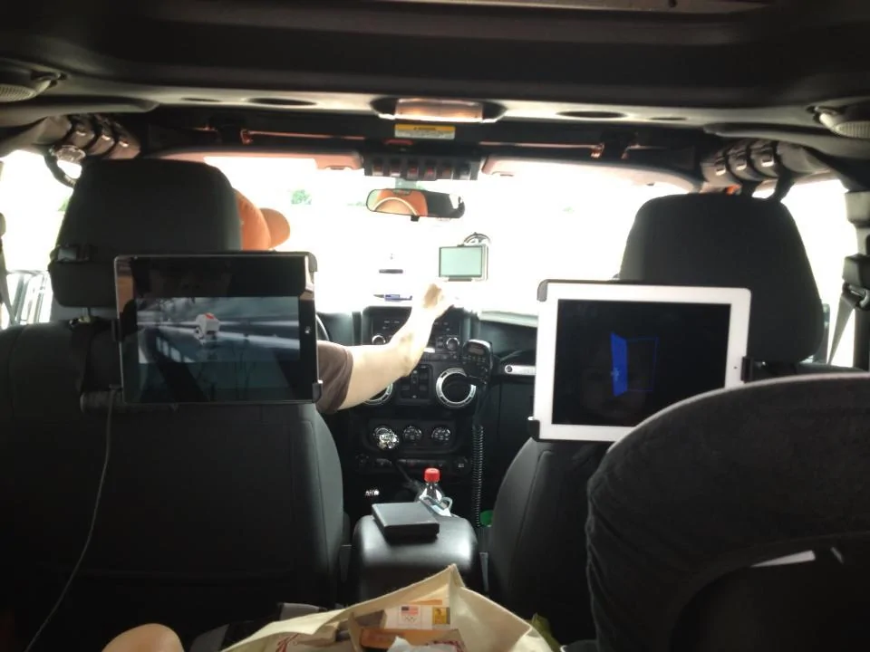 Jeep Wrangler JL HDMI Port? 943687_687885597893137_1580403108_n