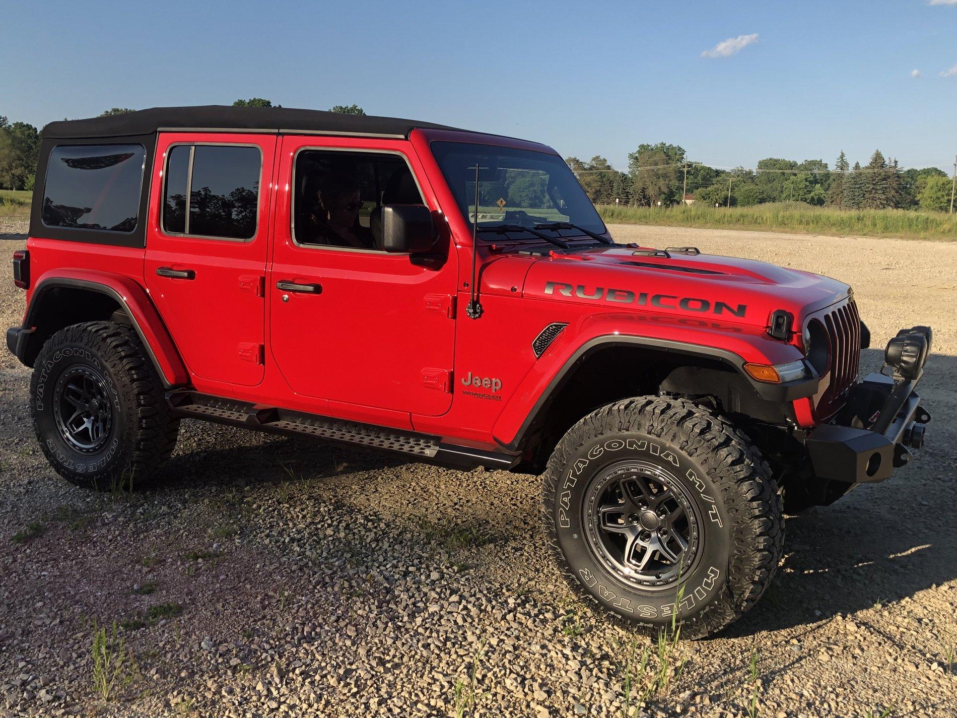 Jeep Wrangler JL AEV Borah wheels on JL 27F9007F-27AF-4E66-8404-D2CA06D5AA07