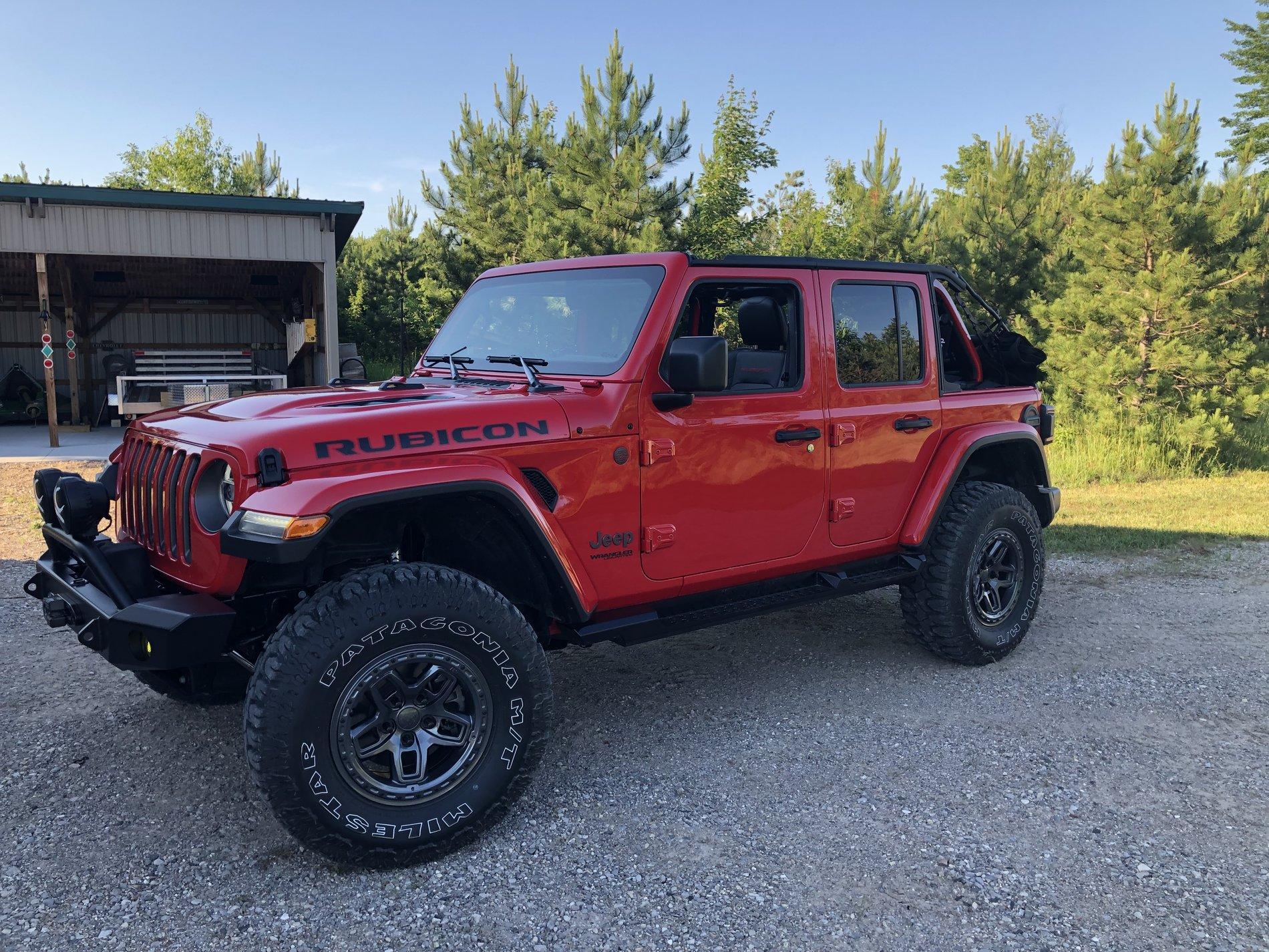 Jeep Wrangler JL AEV Borah wheels on JL 6E196DF1-CF5D-4029-AB6C-FA9A30C50205