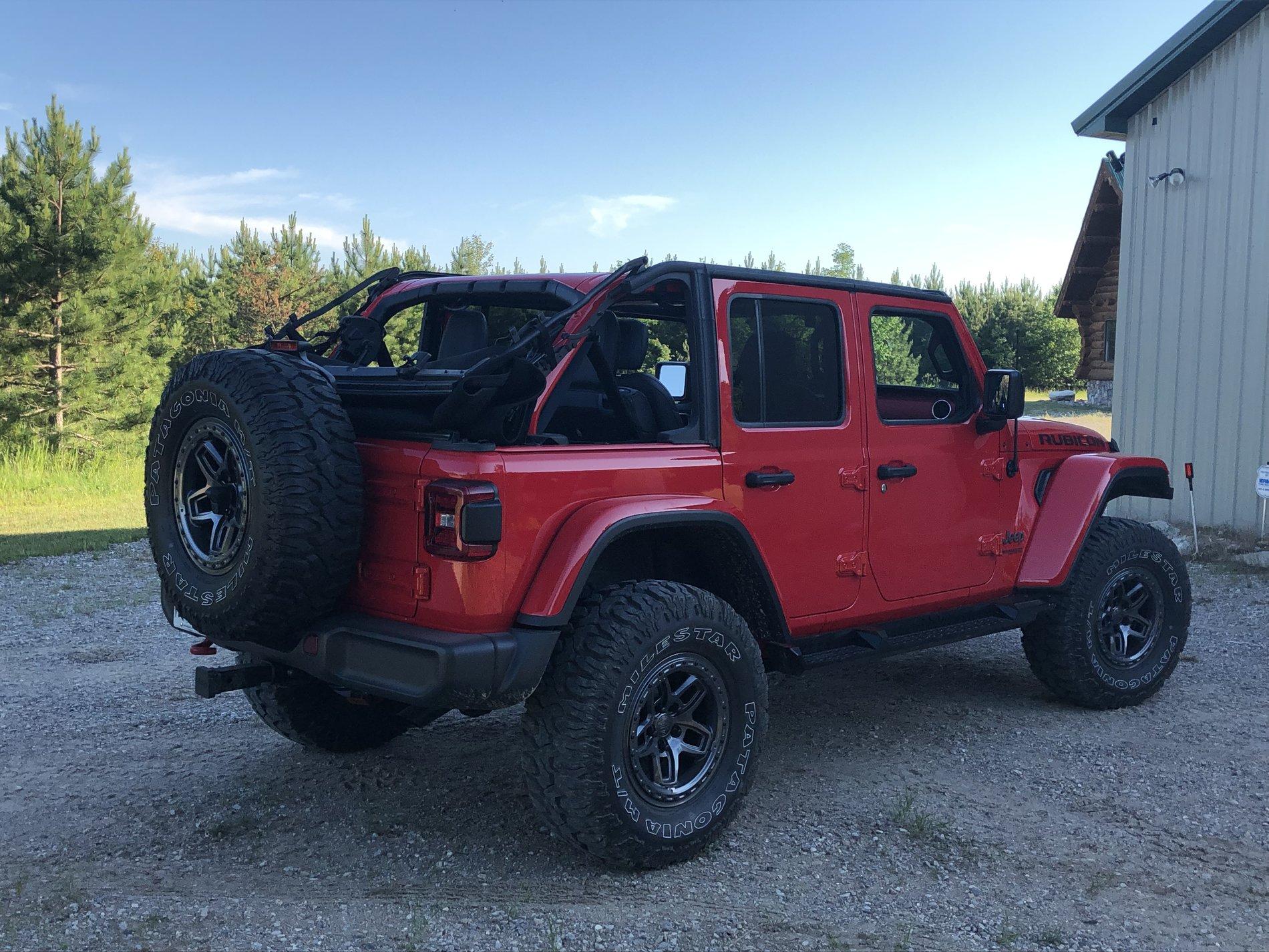 Jeep Wrangler JL AEV Borah wheels on JL 09E257EC-AE04-4D6D-8D31-0D5AAE899DAA