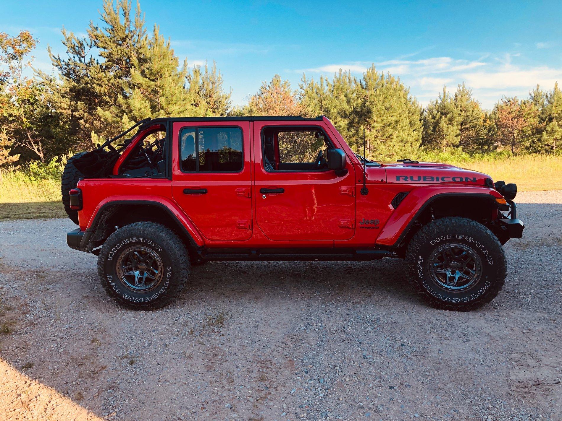 Jeep Wrangler JL AEV Borah wheels on JL 4F44F102-BFFC-4A75-BC44-17F36305F7DE