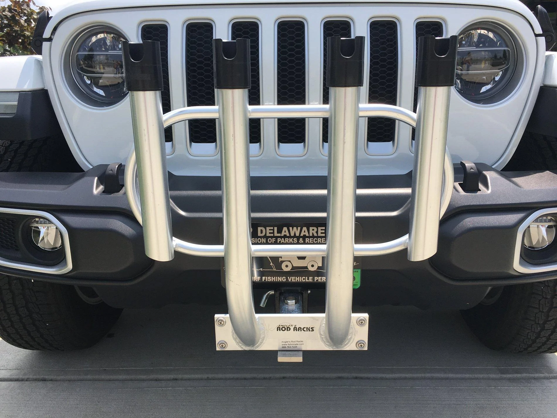 Jeep Wrangler JL Surf rod holder modifications. IMG_7725