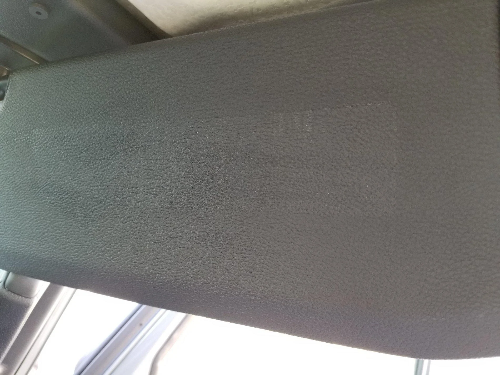 Jeep Wrangler JL Removing visor stickers ? 20190216_144323