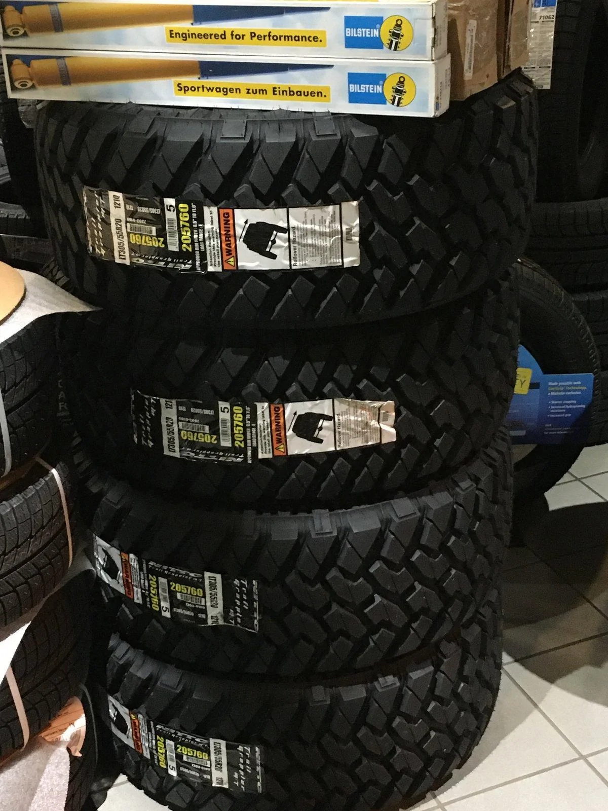 Jeep Wrangler JL Opinion - KO2's vs. Nitto RidgeGrapplers for my configuration and needs? IMG_2585