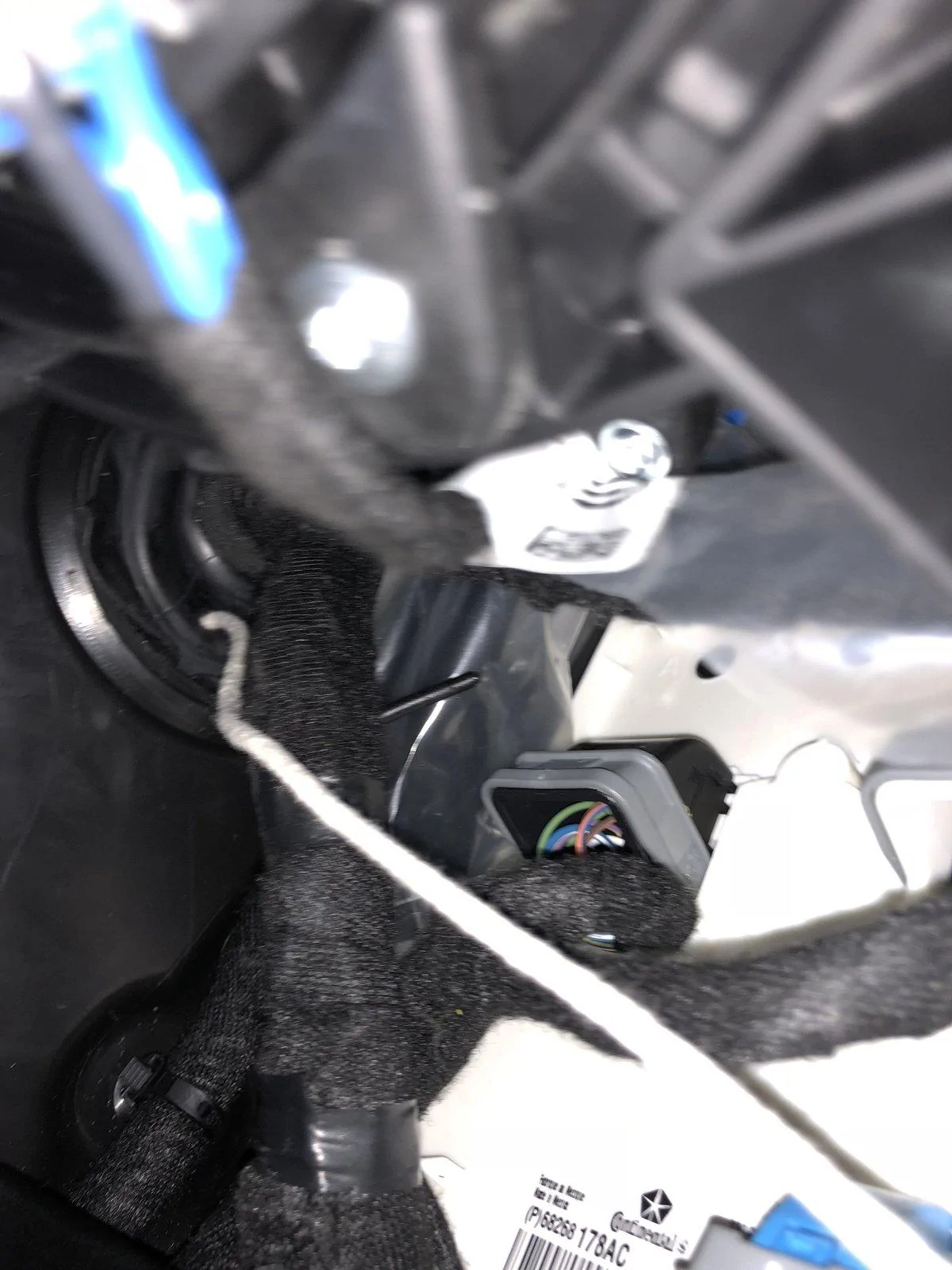 Jeep Wrangler JL no access thru fire wall 84FDCA22-9B4B-4600-AEFB-F9C0F6F0F6AC