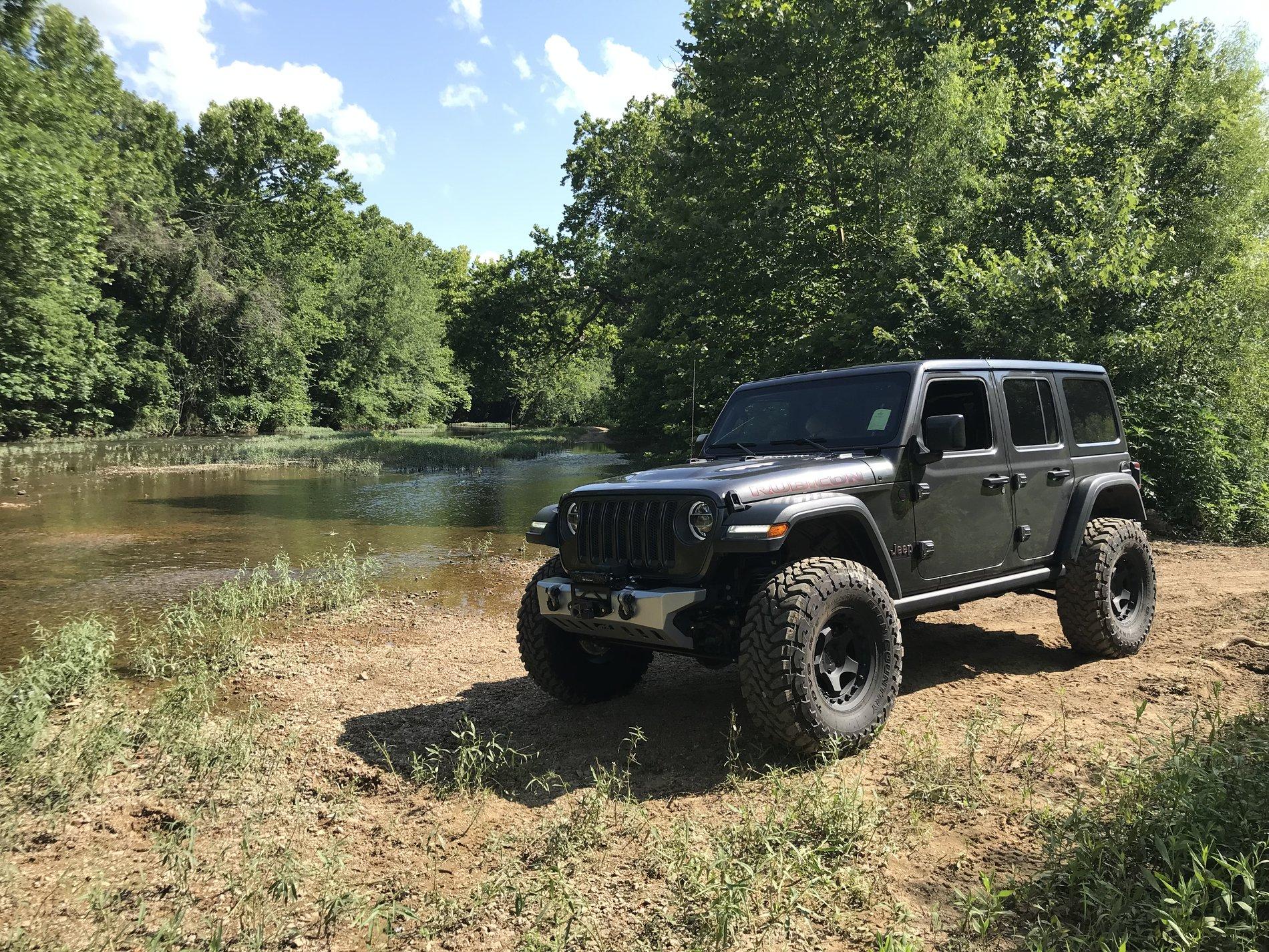 Jeep Wrangler JL AEV 2.5" E39980CE-A147-425C-9D66-DE6E08561EAD
