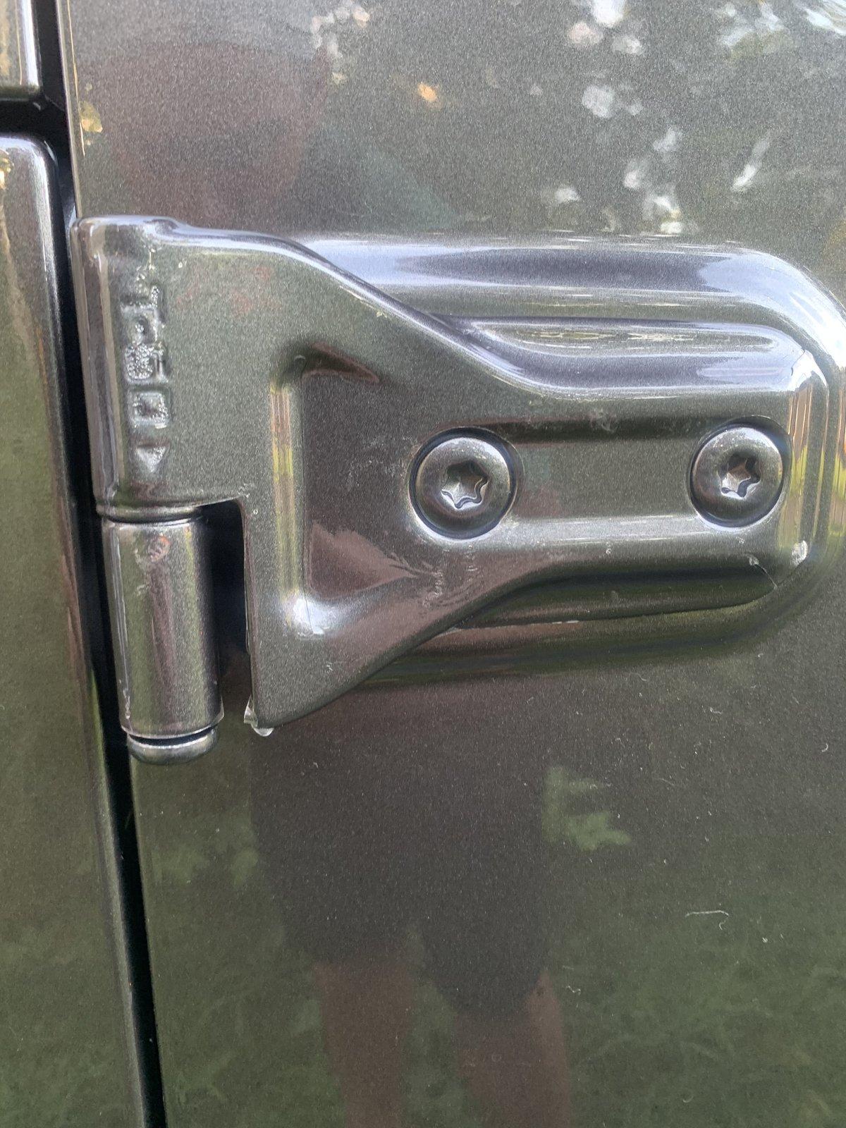 Jeep Wrangler JL DOOR HINGE PAINT PROTECTION 954014DD-93D9-4199-94CE-C0C354F2E241