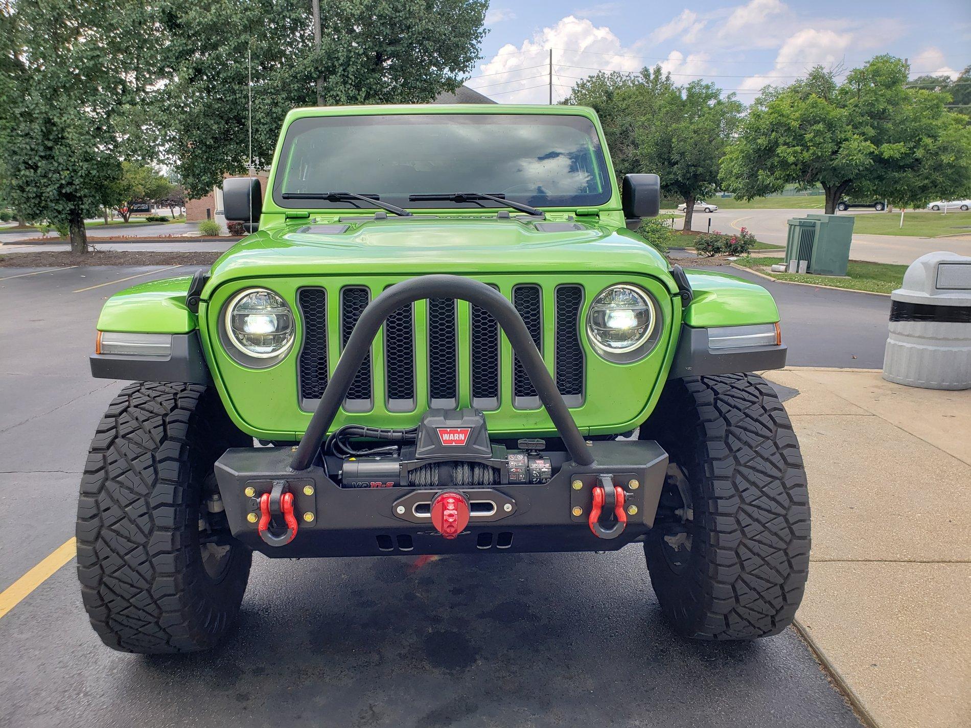 Jeep Wrangler JL Stubby Bumper. Let's see them. 20190707_134413