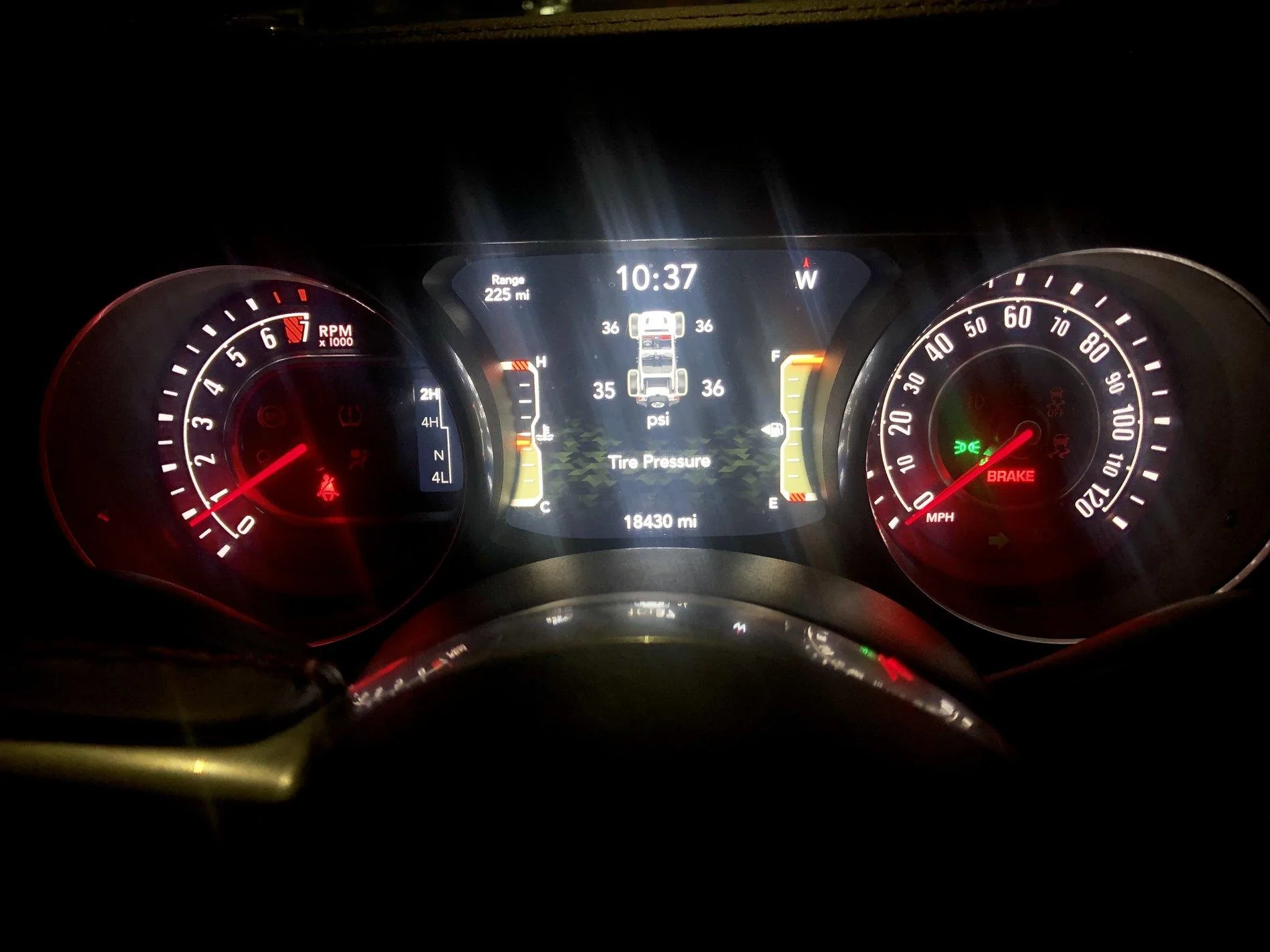 Jeep Wrangler JL US Speedo faceplate 08B1B12B-A6B5-4118-A9CC-8AAB7E45A465