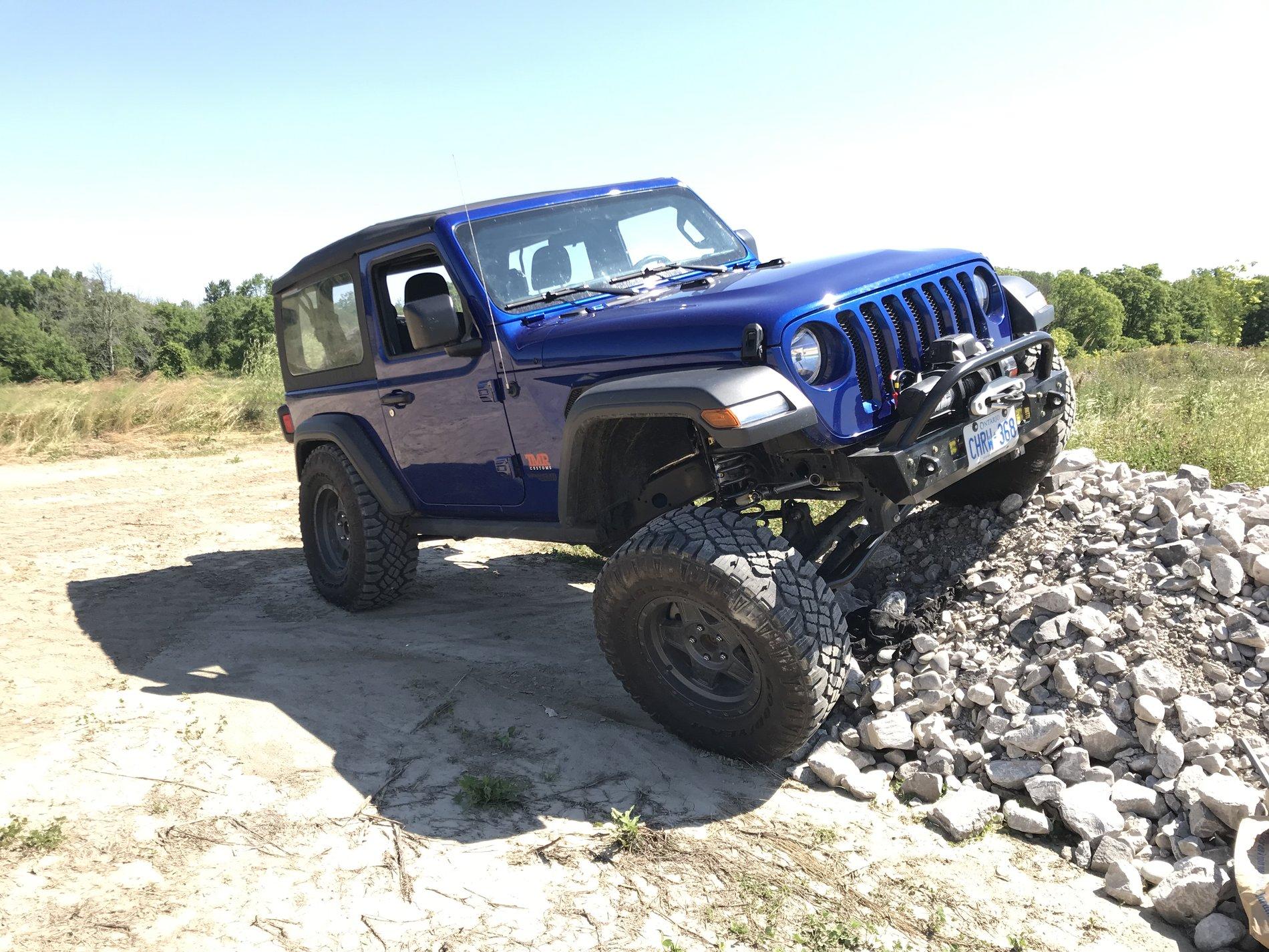 Jeep Wrangler JL JL 2 door pic and mod thread 41E55A96-1A71-414E-A9CD-DF5F4A1766A3
