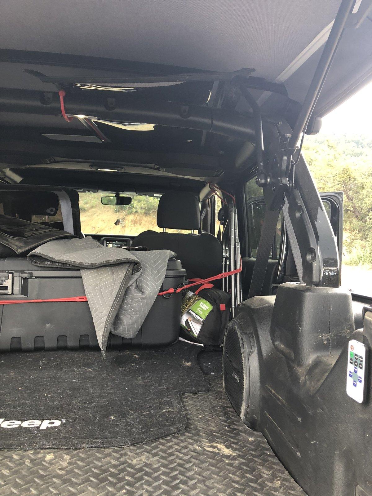 Jeep Wrangler JL New Soft top window storage idea IMG_2812.JPEG