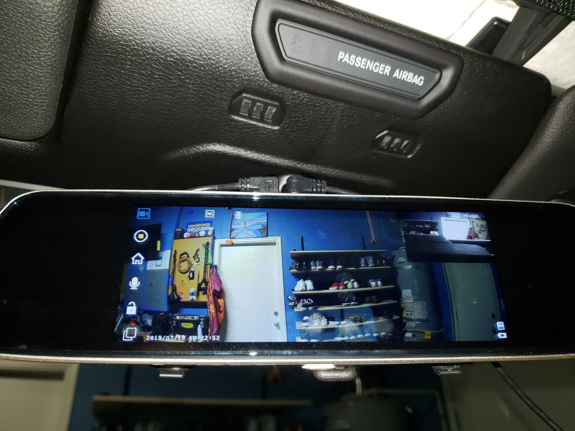 Jeep Wrangler JL Rear view mirror - front and back camera 20190719_222303