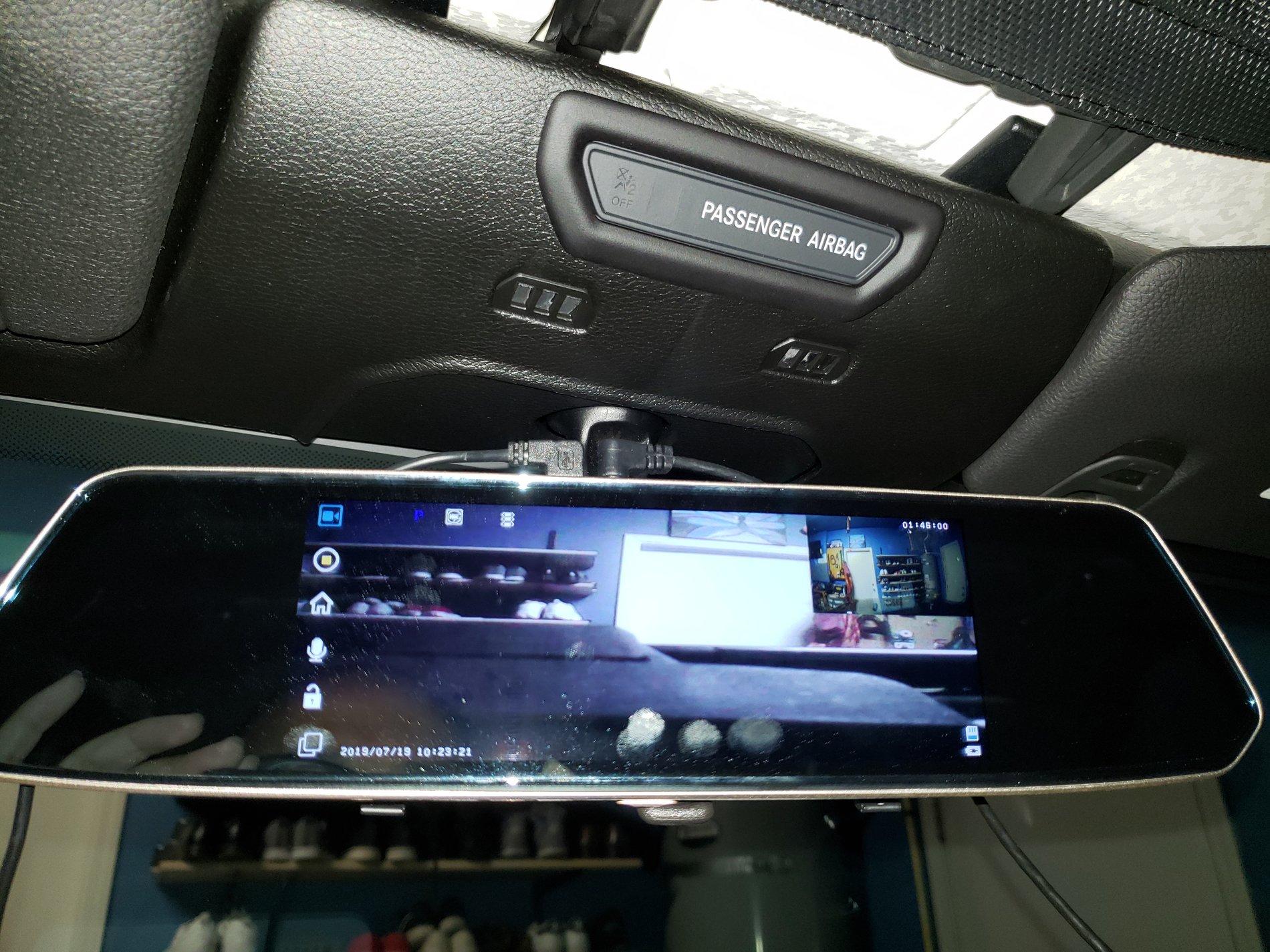 Jeep Wrangler JL Rear view mirror - front and back camera 20190719_222332