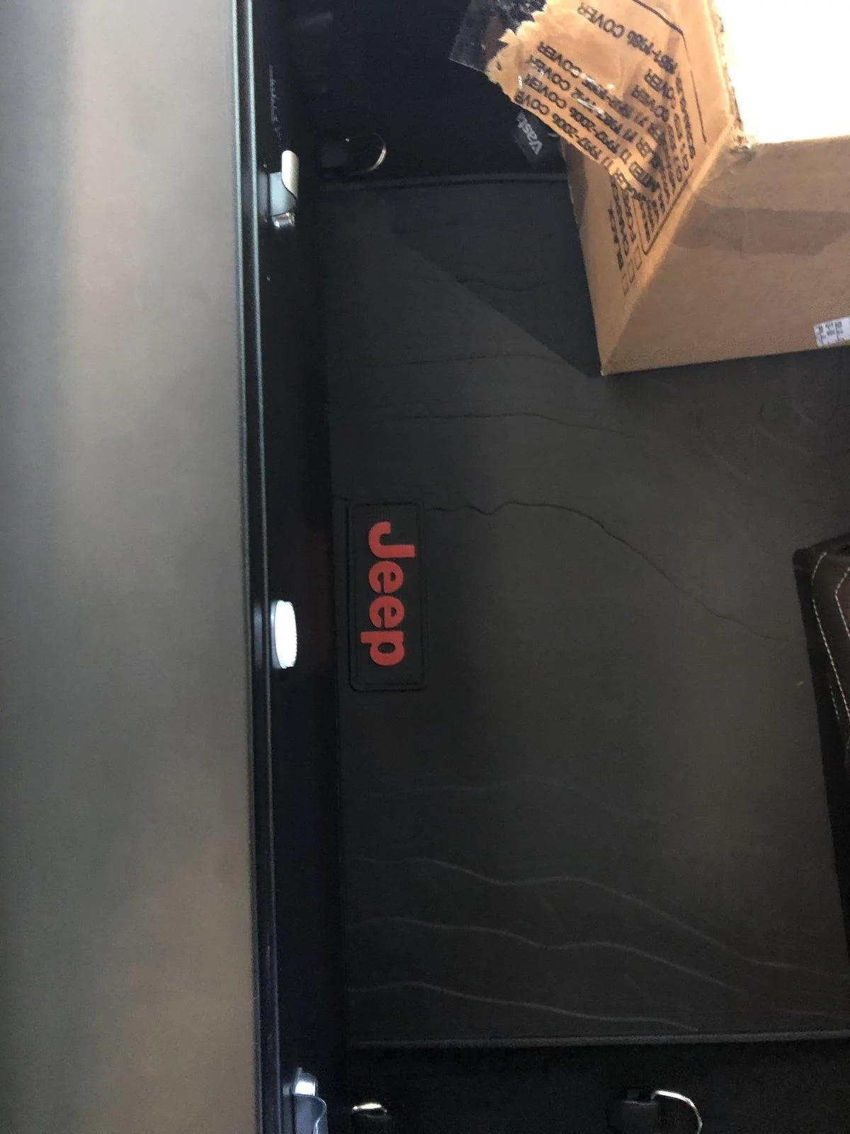 Jeep Wrangler JL Tuffy tailgate lockbox anyone installed on yet? %1a4xWUdRNiLN8YKwOWUH