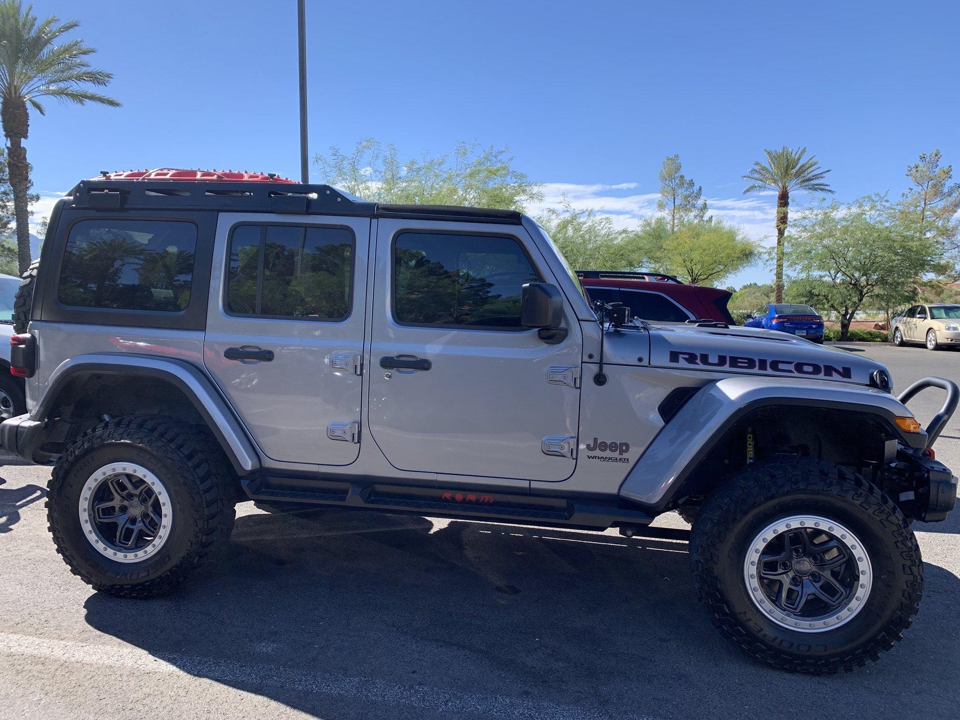 Jeep Wrangler JL AEV Borah wheels on JL D6FC191C-E51A-48AC-9BA2-4874157E9254