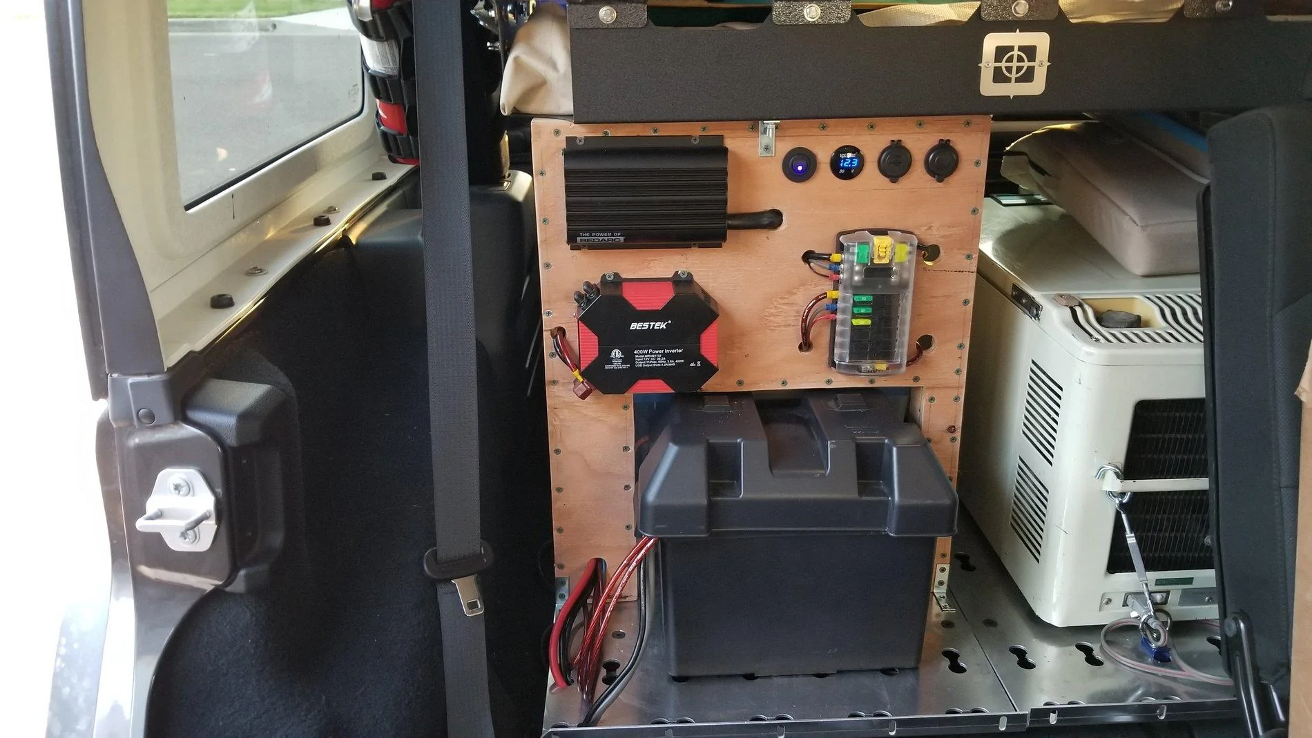 Jeep Wrangler JL Overlanding battery 20190713_201325