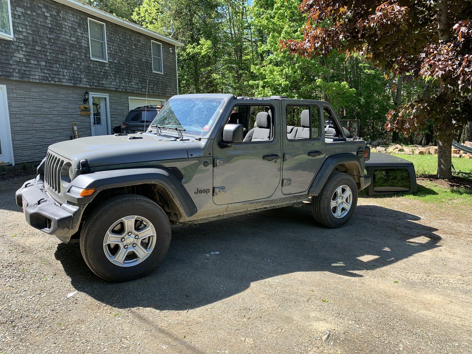 Jeep Wrangler JL Past and present pictures B92DF9B0-A566-44CD-89B3-7B7931729175