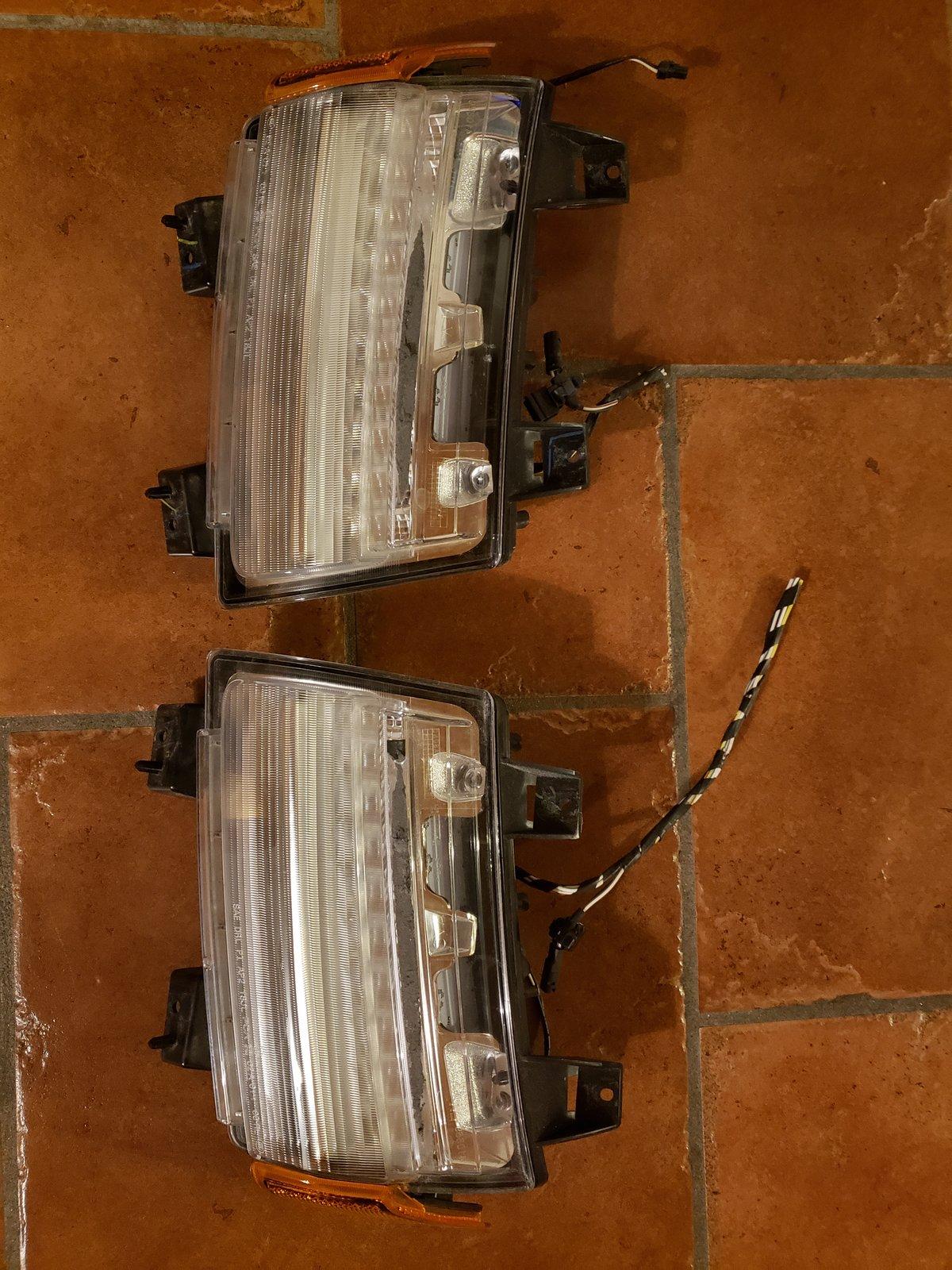 Jeep Wrangler JL Factory LED Daytime Running Lights 15638235180135775289047274606067