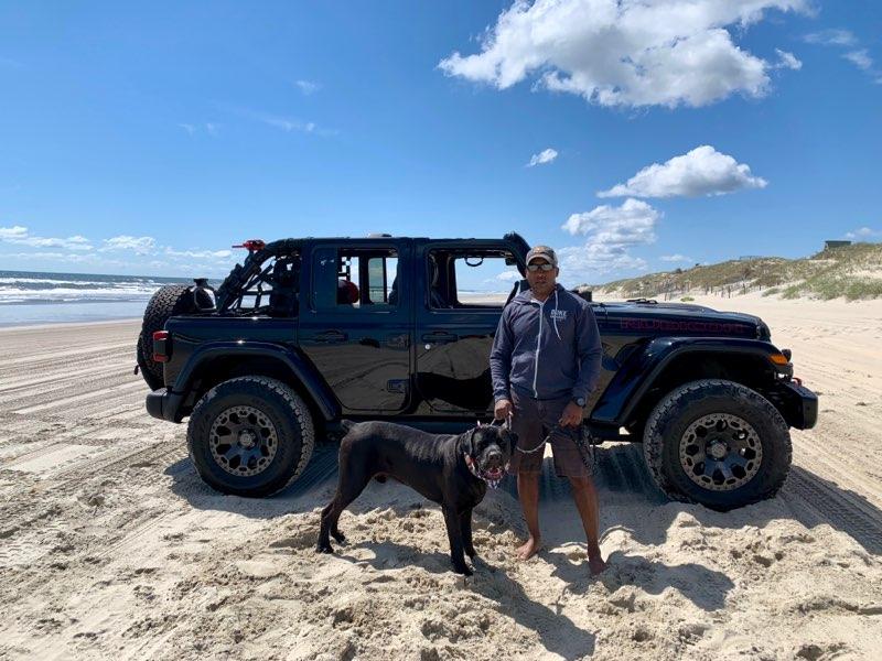Jeep Wrangler JL Jeep Dog pics A7F68C02-E0A4-4E57-AD87-976DA328A2DD