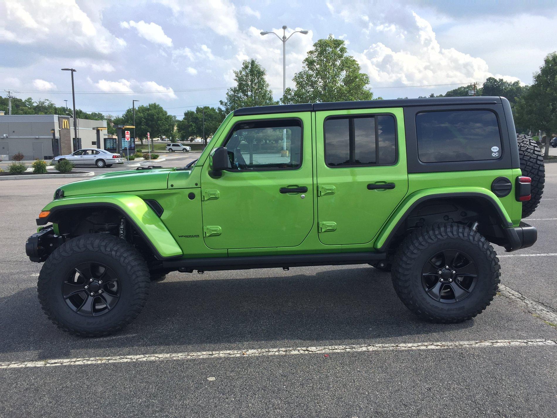 Jeep Wrangler JL BEFORE AND AFTER MODS PICS FA36A896-EA2D-4F7E-B5C2-F870B794A9E2